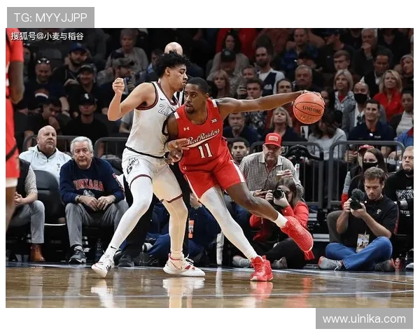 体育明星在大赛前的闭门训练营实录